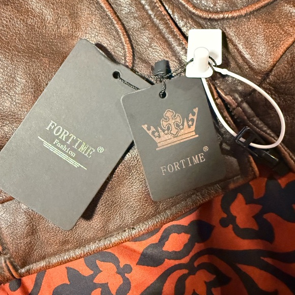 Men's Brown Leather Military Jacket with Patches - Picture 4 of 5